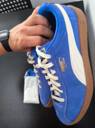 Dos pares de zapatillas por 96 € Adidas y Puma.