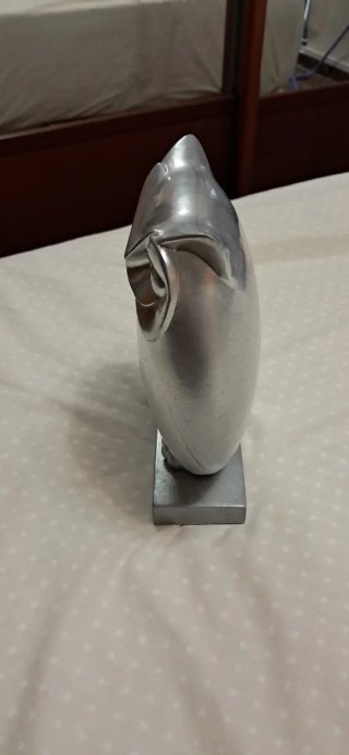 Búho decorativo plateado