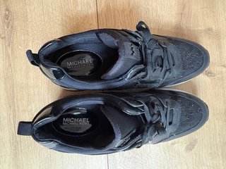 Zapatillas Michael Kors Georgie Cuña Negras