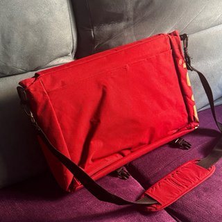 Bolso bandolera Atari rojo