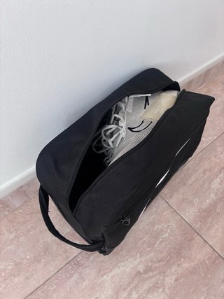 Bolsa para zapatos Nike negra