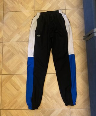 Pantaloni Lacoste neri e blu DESCRIZIONE