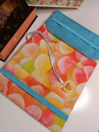 Funda Literaria Ajustable- Hada Caléndula