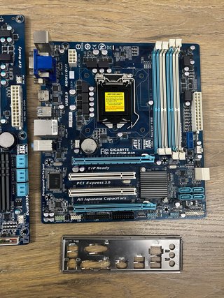 3 Placas Base ASUS y GIGABYTE (Averíadas)