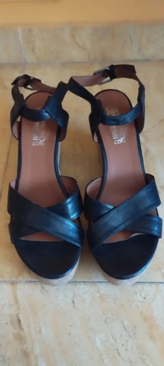 Sandalias cuña Bruno Premi Talla 40 Negras