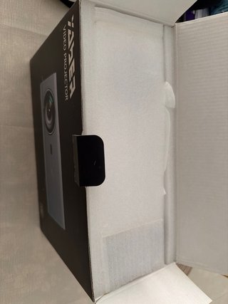 Proyector YABER YB2 Negro SIN USAR