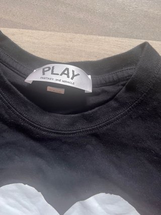 Camiseta CDG Play Corazón Negro