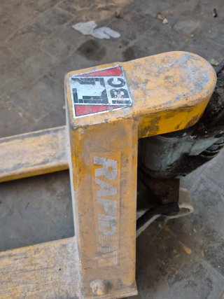 Tanspaleta hidraulica manual para reparar o piezas