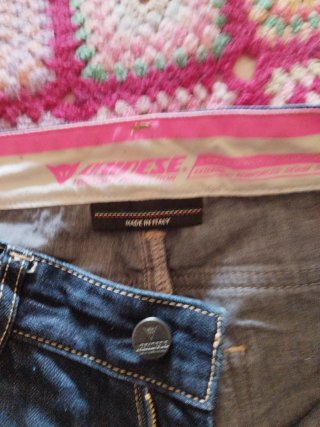 Pantalón vaquero moto mujer
