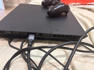 PS4 (PlayStation 4) + 1 Mando Negro