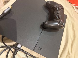 PS4 (PlayStation 4) + 1 Mando Negro