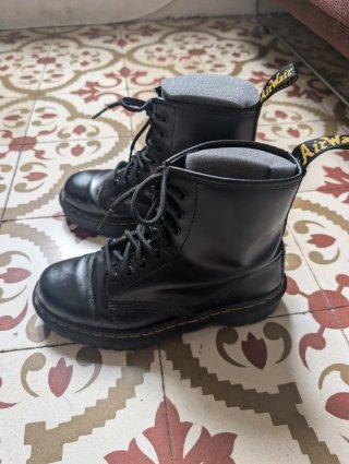 Botas Dr. Martens negras plataforma