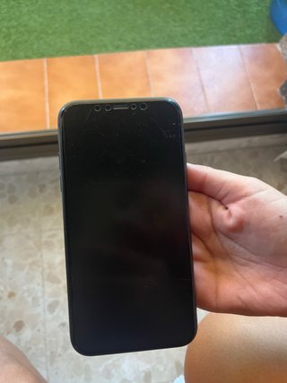 iPhone 11 128GB Negro + Caja y Fundas