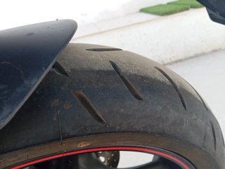 Yamaha Naked Moto - Negra Es un unicornio, nueva