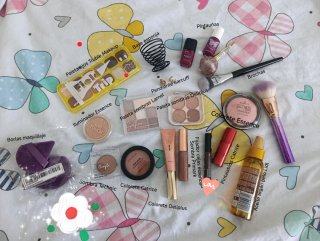 Megalote maquillaje y accesorios