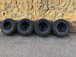 4 Llantas 15” Chapa Negra con Cubiertas Usadas