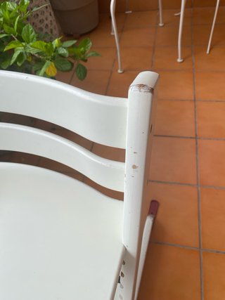 Trona Stokke con accesorios para bebe