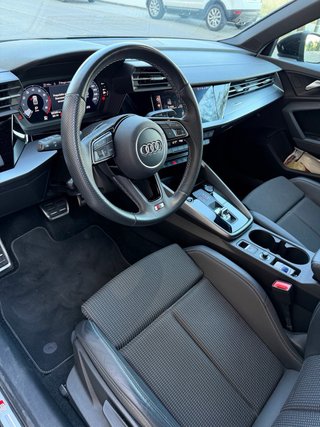 Audi A3 Sedan Black Line 35 TFSI S Tronic