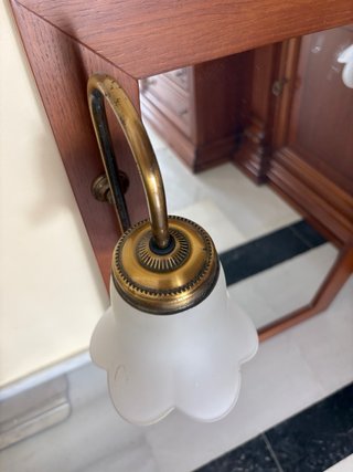 Mueble de baño de madera