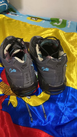 Zapatillas Corteiz Negras y Azul