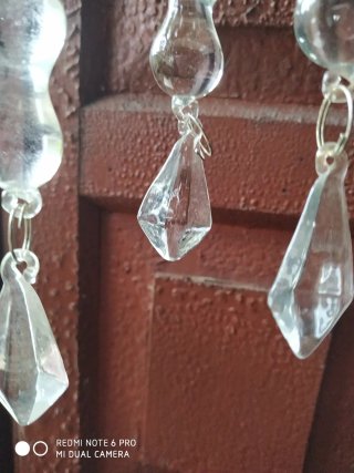 Adornos colgantes de vidrio para decorar en Navid