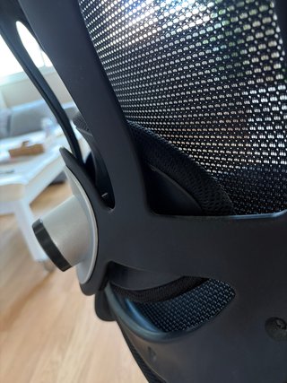Silla de oficina ergonómica negra