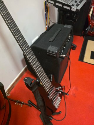 Amplificador Bajo Behringer BHL3000A