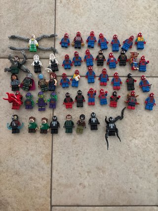Lego Spiderman e personaggi Marvel
