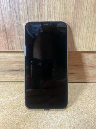 iPhone 11 Blanco 128gb 82% Batería