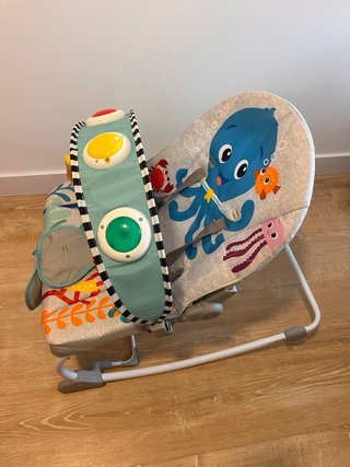 Mecedora Baby Einstein Kick to It Musical