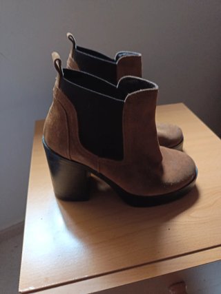 Botines marrones