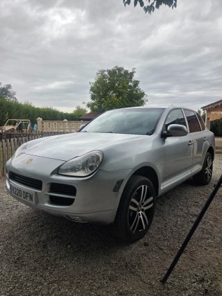 Porsche Cayenne 2005