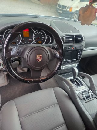 Porsche Cayenne 2005