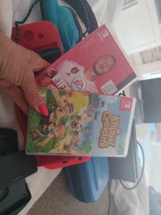 Nintendo Switch Blu/Rosso + Accessori