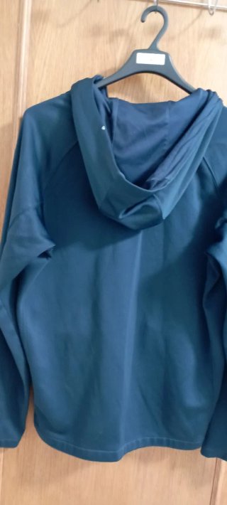 Chaqueta Nike con capucha azul