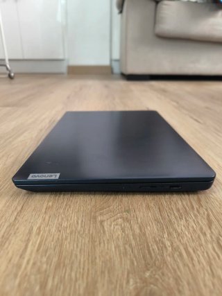 Lenovo IdeaPad 3 14" Ryzen 3 · 8GB RAM · SSD 512GB