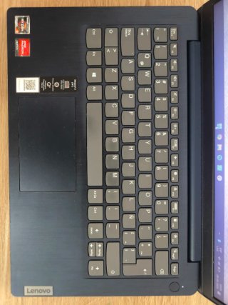 Lenovo IdeaPad 3 14" Ryzen 3 · 8GB RAM · SSD 512GB