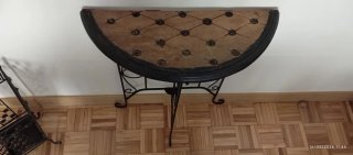 Mesa consola y paragüero de hierro