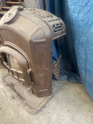 Estufa antigua de hierro