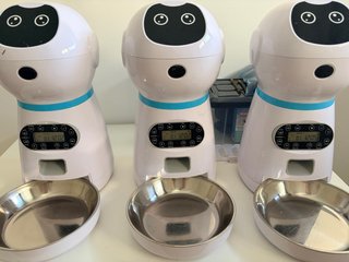 3 Dispensadores Automáticos de Pienso