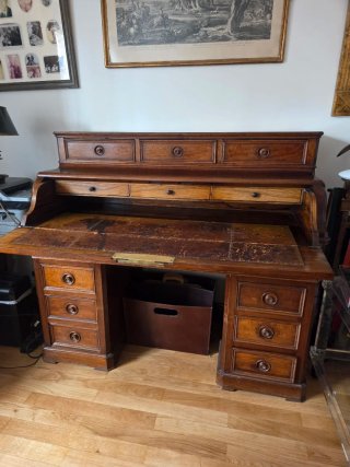 Escritorio Bureau Antiguo Madera y Cuero
