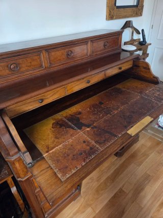 Escritorio Bureau Antiguo Madera y Cuero