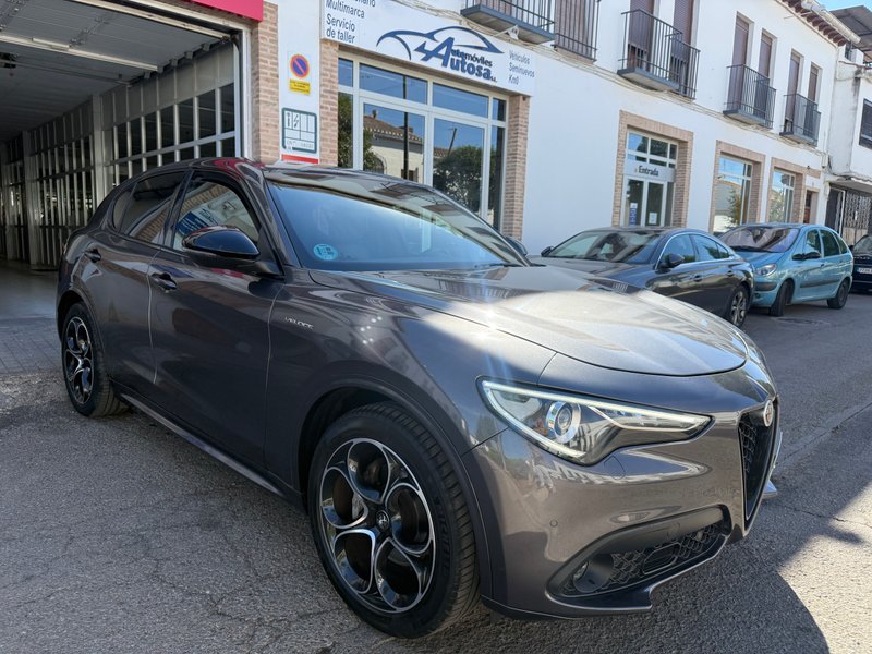 Alfa Romeo Stelvio 2022