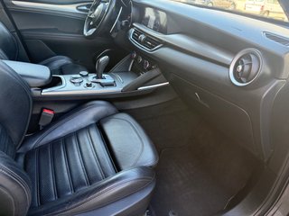 Por 356€ mes - Stelvio 2.2 Diesel 210CV Veloce Q4