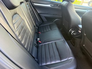 Por 356€ mes - Stelvio 2.2 Diesel 210CV Veloce Q4