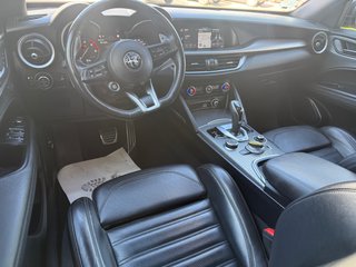 Por 356€ mes - Stelvio 2.2 Diesel 210CV Veloce Q4