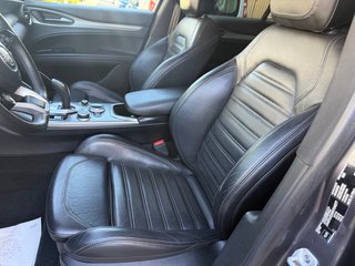 Por 356€ mes - Stelvio 2.2 Diesel 210CV Veloce Q4