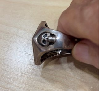 Anillo de plata con número 13