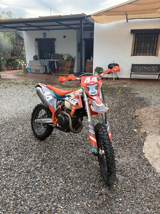 KTM 450 EXC Enduro Moto Naranja