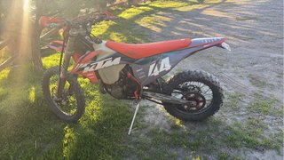 KTM 450 EXC Enduro Moto Naranja